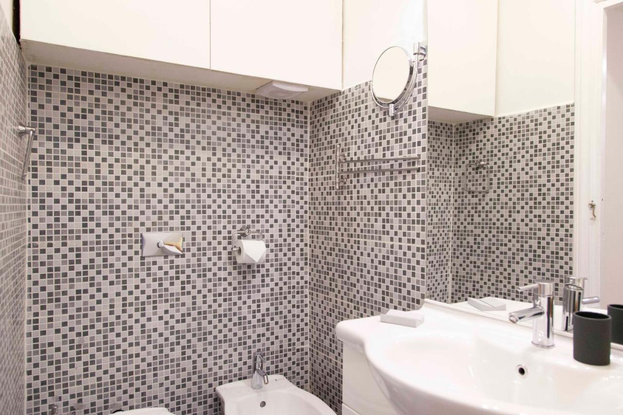 Casa Paola Guesthouse Rome Bagian luar foto